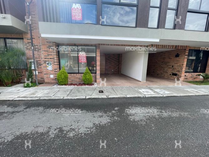 Apartamento de 3 alcobas en venta en La Ceja, 140 m² · foto 19 de 24