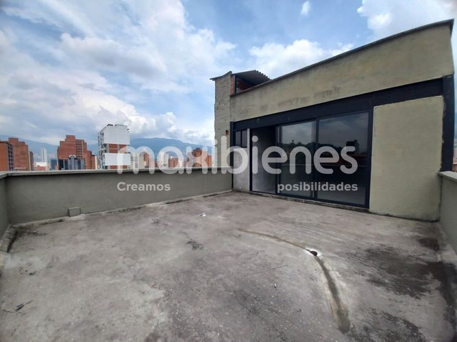 Local en arriendo en Asomadera No.3, Medellín, 160 m² · foto 4 de 8