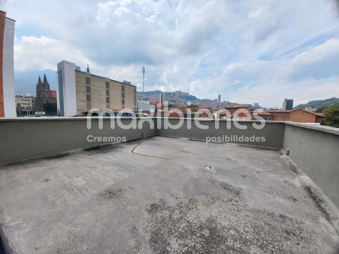 Local en arriendo en Asomadera No.3, Medellín, 160 m² · foto 5 de 8