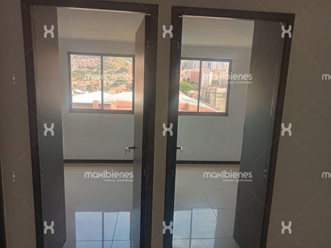 Apartamento de 3 alcobas en venta en Niquia, Bello, 66 m² · foto 5 de 13