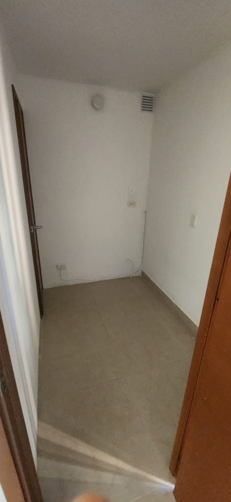 Apartamento de 3 alcobas en arriendo en El Tesoro, Medellín, 112 m² · foto 4 de 18