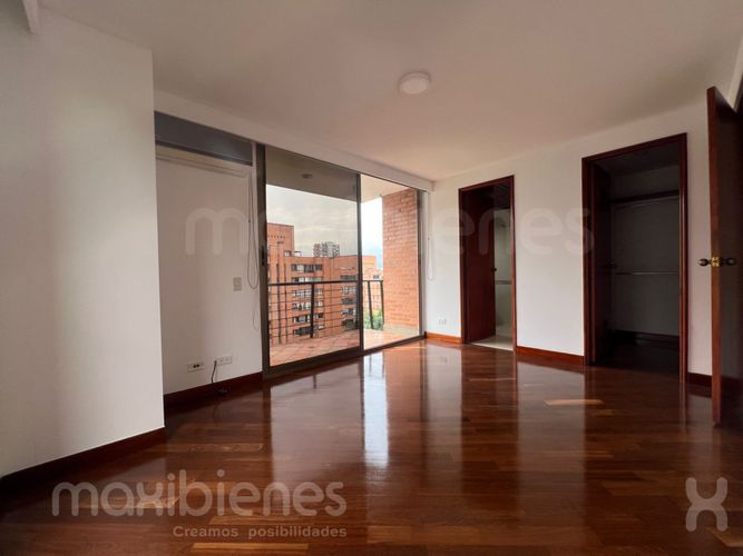 Apartamento de 2 alcobas en arriendo en Patio Bonito, Medellín, 60 m² · foto 5 de 15