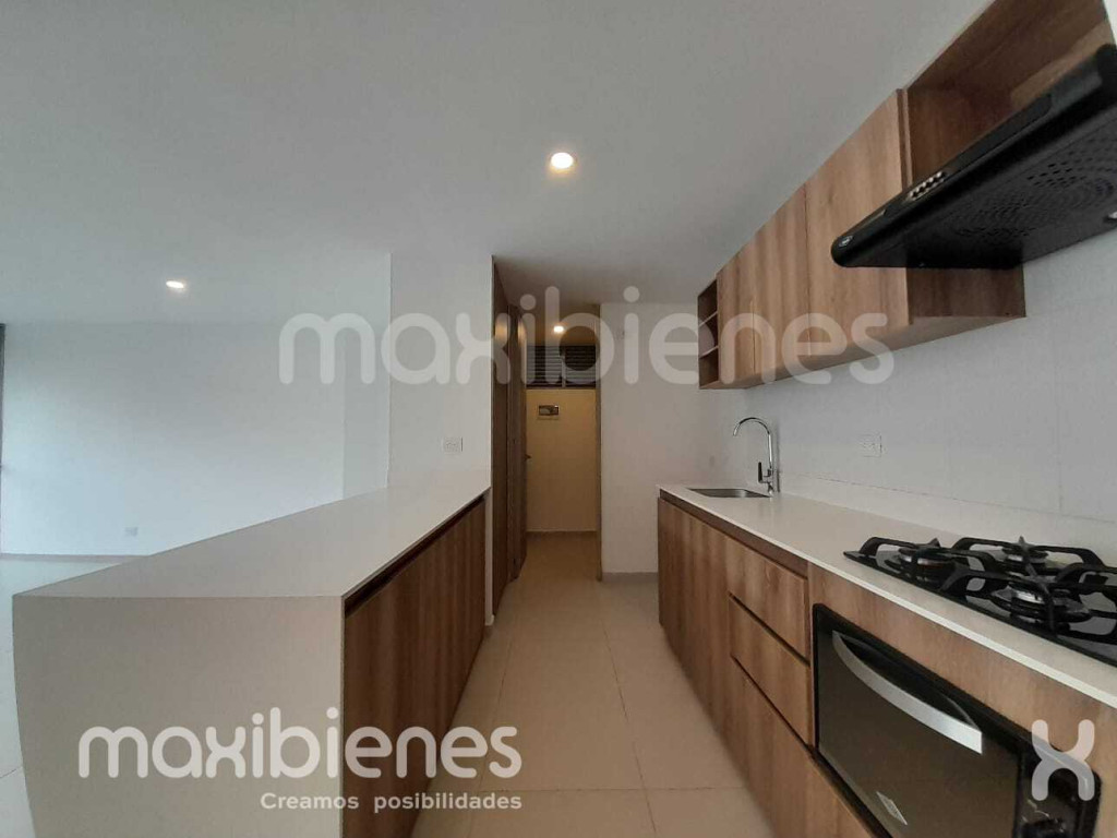 Apartamento en arriendo en Ciudad Del Río, Medellín · foto 2 de 20