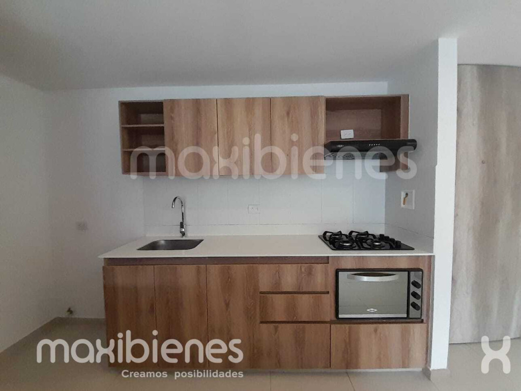 Apartamento en arriendo en Ciudad Del Río, Medellín · foto 3 de 20