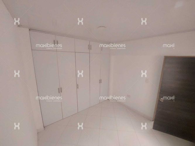Apartamento de 2 alcobas en arriendo en Villa Del Rio, Apartado, 90 m² · foto 3 de 13