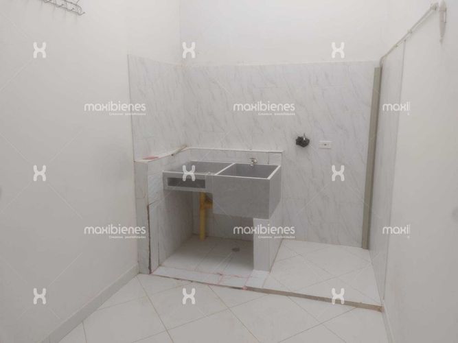 Apartamento de 2 alcobas en arriendo en Villa Del Rio, Apartado, 90 m² · foto 8 de 13