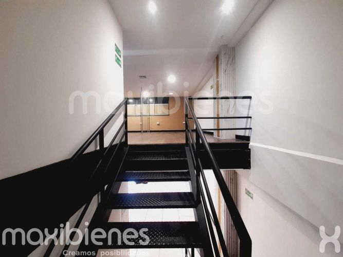 Local en arriendo en Colombia, Medellín, 142 m² · foto 12 de 19