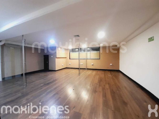 Local en arriendo en Colombia, Medellín, 142 m² · foto 14 de 19
