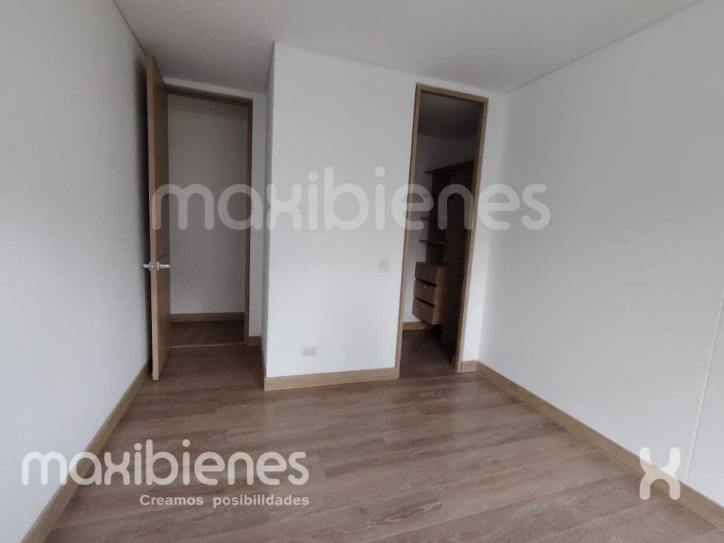 Apartamento en arriendo en Laureles, Medellín · foto 6 de 24