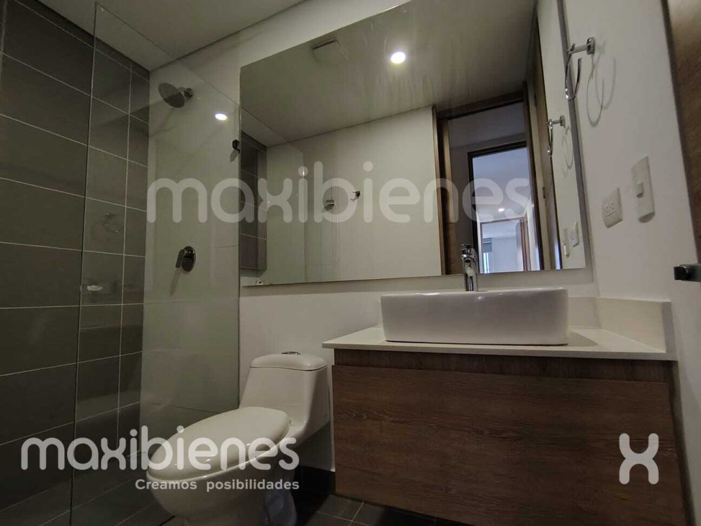 Apartamento en arriendo en Laureles, Medellín · foto 13 de 24