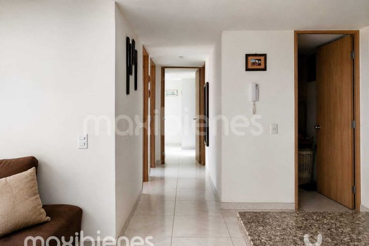 Apartamento de 3 alcobas en venta en La Maria, Copacabana, 80 m² · foto 7 de 8