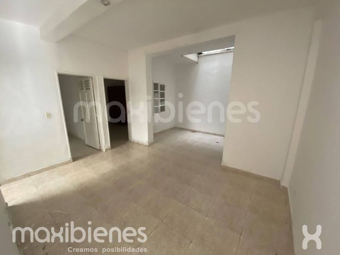 Local en arriendo en Caicedo, Medellín, 100 m² · foto 2 de 14
