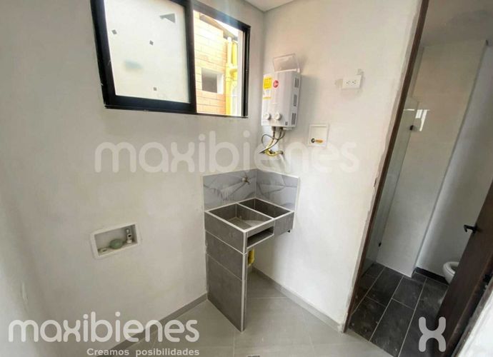 Apartamento de 3 alcobas en arriendo en Loma Del Indio, Medellín, 45 m² · foto 6 de 7