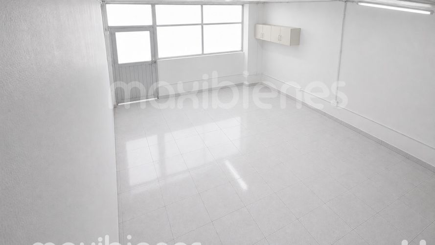 Bodega en arriendo en Yarumito, La Estrella, 500 m² · foto 2 de 7