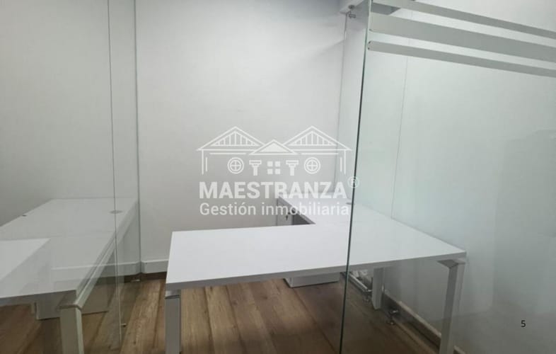 Oficina en arriendo en La Aguacatala, Medellín, 35 m² · foto 4 de 11