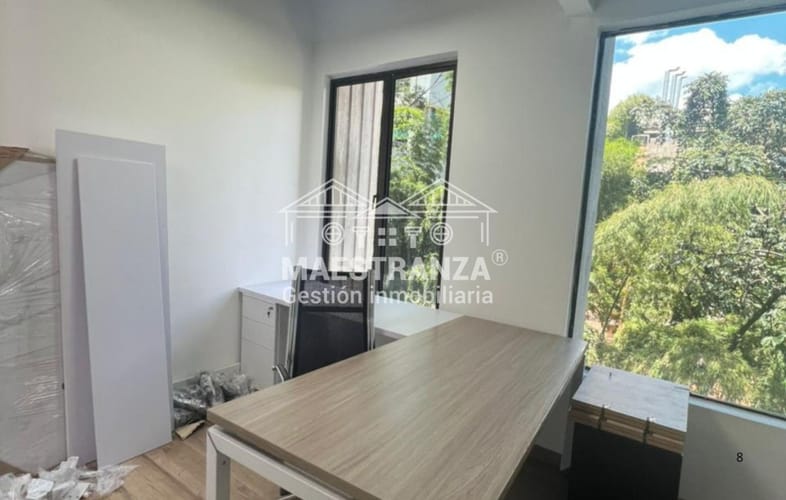 Oficina en arriendo en La Aguacatala, Medellín, 35 m² · foto 6 de 11