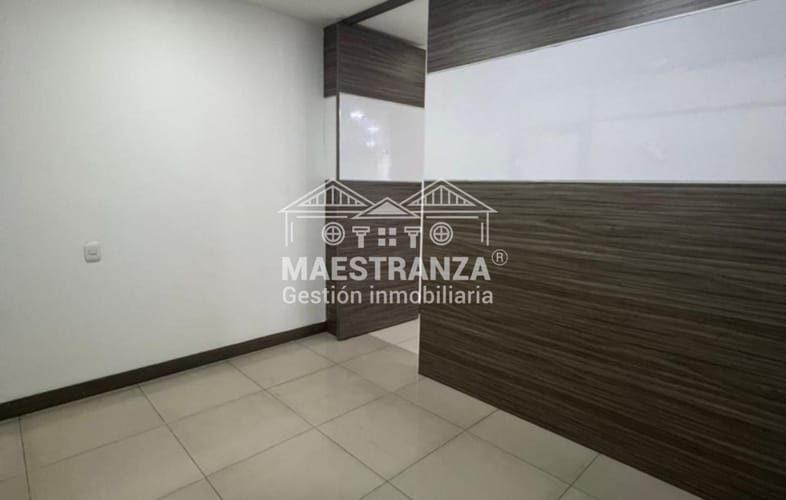 Oficina en arriendo en La Aguacatala, Medellín, 138 m² · foto 14 de 17