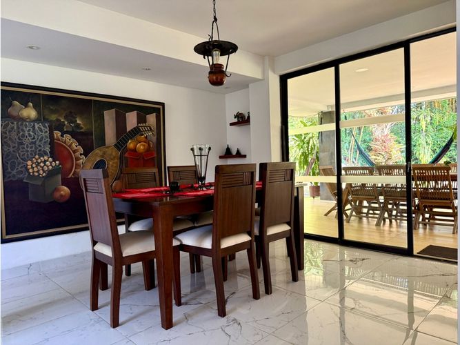 Casa de 3 alcobas en venta en Pance, Cali, 228 m² · foto 3 de 24