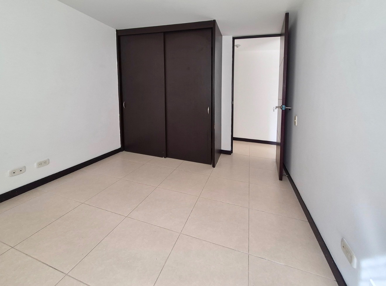 Apartamento en venta en Suramérica, Itagüí · foto 7 de 10