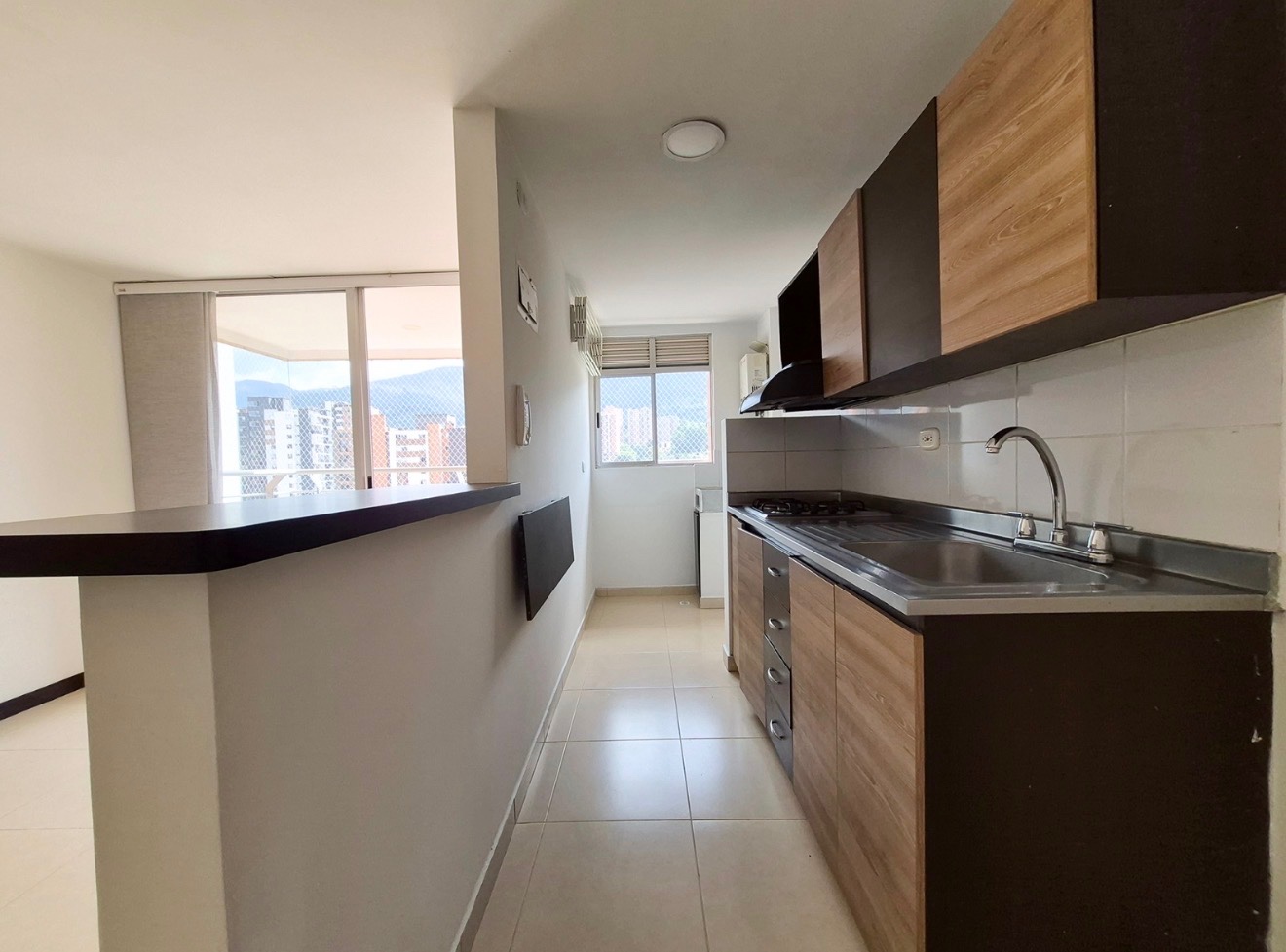 Apartamento en venta en Suramérica, Itagüí · foto 3 de 10