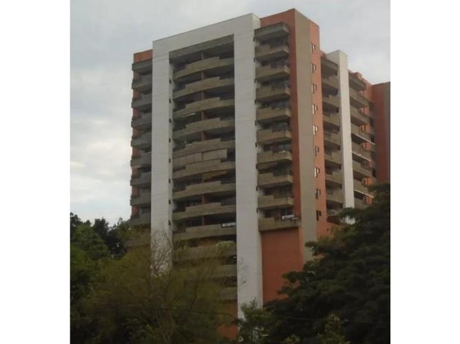 Apartamento de 3 alcobas en venta en Aguacatal, Cali, 178 m² · foto 20 de 23