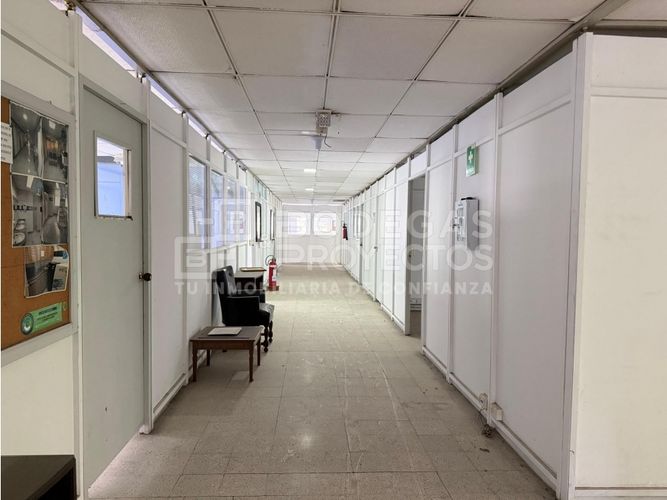 Oficina en arriendo en San Agustin Suramerica, La Estrella, 1707 m² · foto 13 de 21
