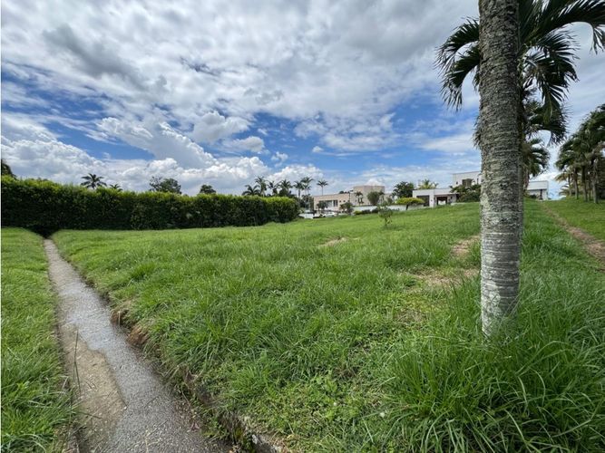Lote en venta en Pance, Cali, 1628 m² · foto 3 de 6