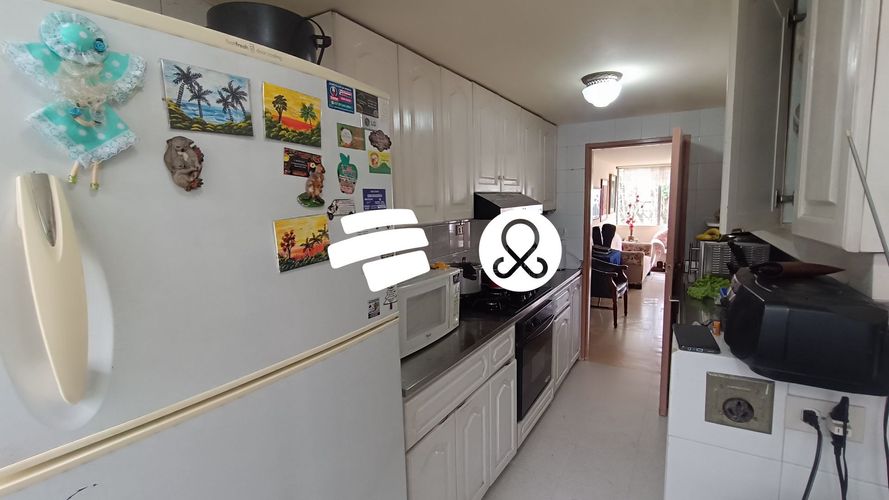 Apartamento de 5 alcobas en venta en Laureles, Medellín, 90 m² · foto 4 de 13