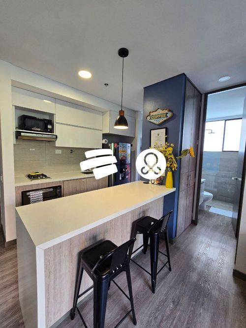 Apartamento de 2 alcobas en venta en Los Balsos, Medellín, 68 m² · foto 2 de 23