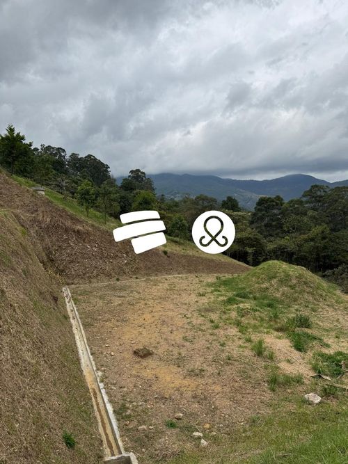 Lote en venta en Loma Del Chocho, Envigado, 1500 m² · foto 2 de 6