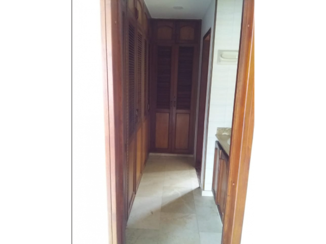 Apartamento de 3 alcobas en venta en Santa Teresita, Cali, 275 m² · foto 16 de 16