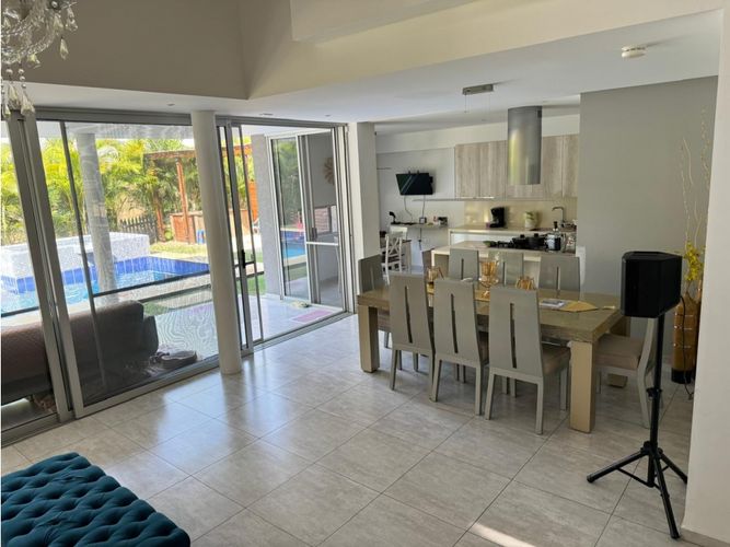 Casa de 3 alcobas en venta en Pance, Cali, 300 m² · foto 2 de 24