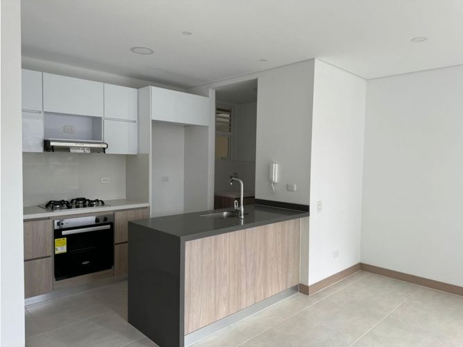 Apartamento en venta en La Flora, Cali · foto 7 de 10