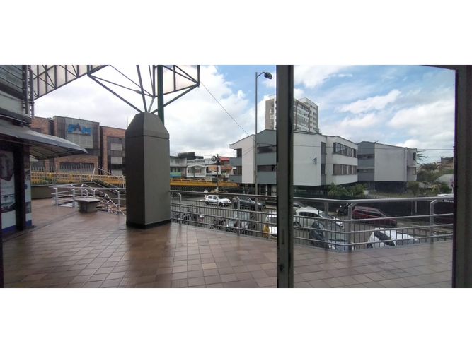 Oficina en arriendo en Avenida Centenario, Armenia, 6 m² · foto 6 de 17
