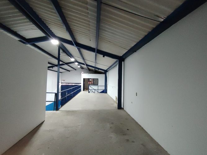 Bodega en arriendo en Miranda, Medellín, 280 m² · foto 5 de 17
