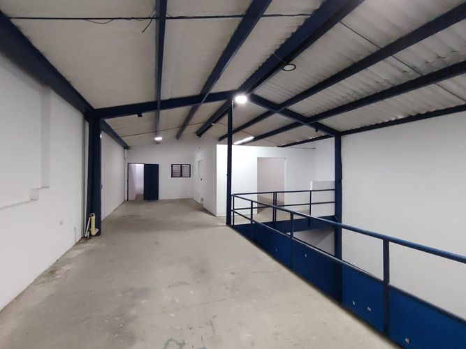 Bodega en arriendo en Miranda, Medellín, 280 m² · foto 6 de 17