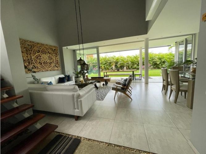 Casa de 3 alcobas en venta en Pance, Cali, 297 m² · foto 3 de 24