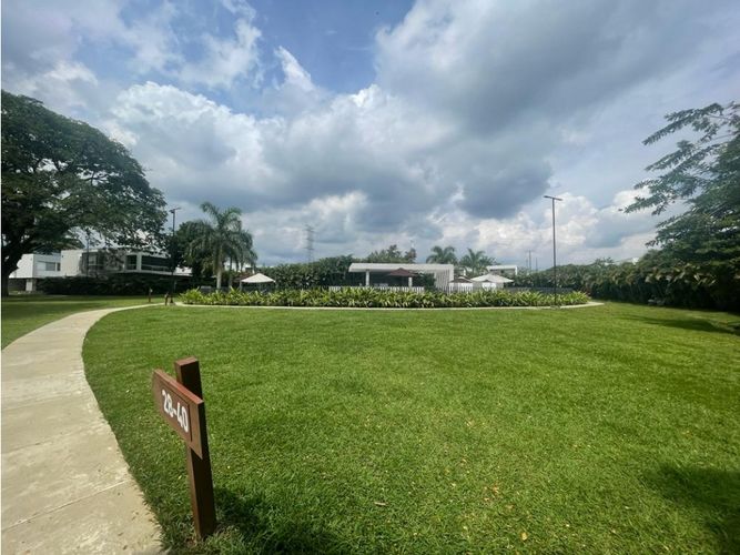Casa de 3 alcobas en venta en Pance, Cali, 297 m² · foto 23 de 24