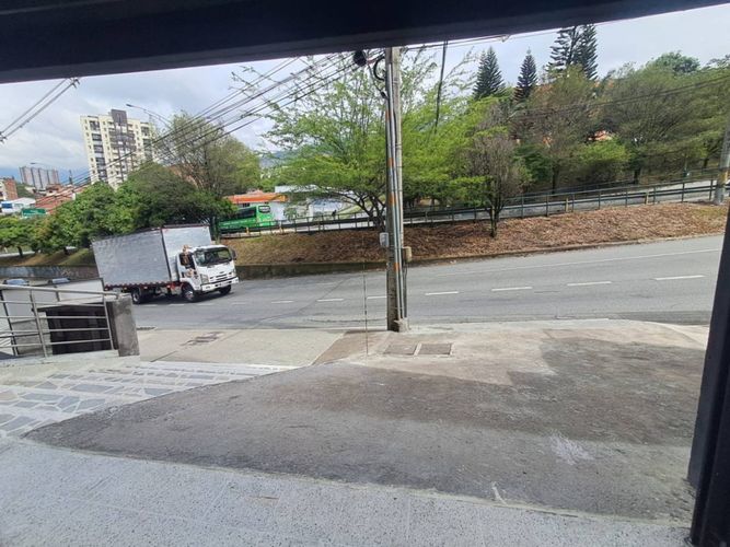 Local en arriendo en Laureles, Medellín, 205 m² · foto 12 de 12