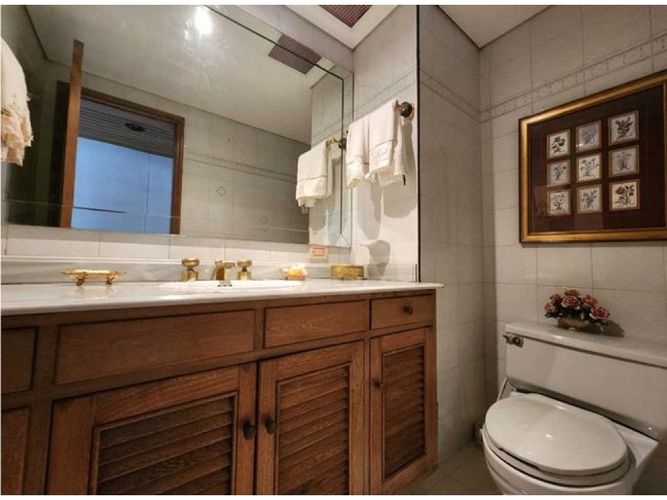 Apartamento de 3 alcobas en venta en Santa Teresita, Cali, 350 m² · foto 7 de 17