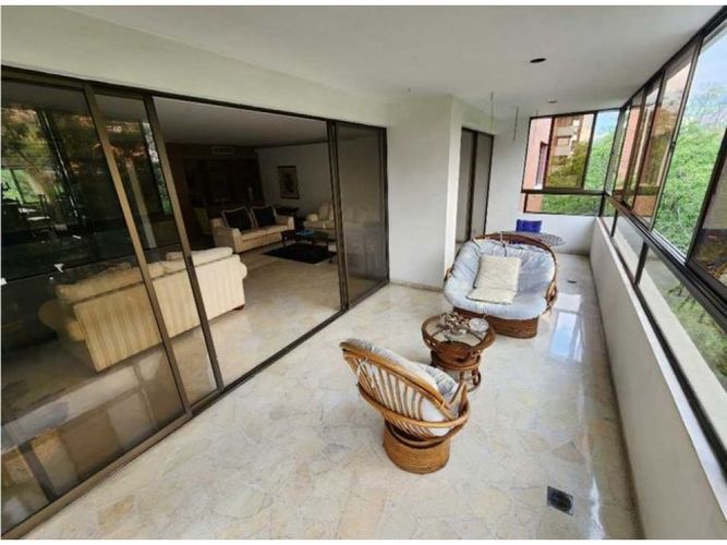 Apartamento de 3 alcobas en venta en Santa Teresita, Cali, 350 m² · foto 15 de 17
