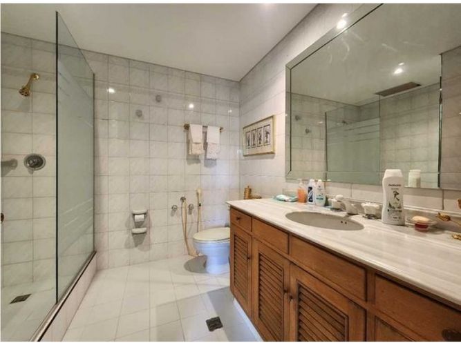 Apartamento de 3 alcobas en venta en Santa Teresita, Cali, 350 m² · foto 16 de 17