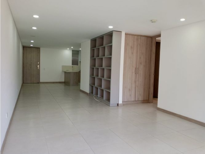 Apartamento de 4 alcobas en venta en Uribe Angel, Envigado, 140 m² · foto 7 de 22