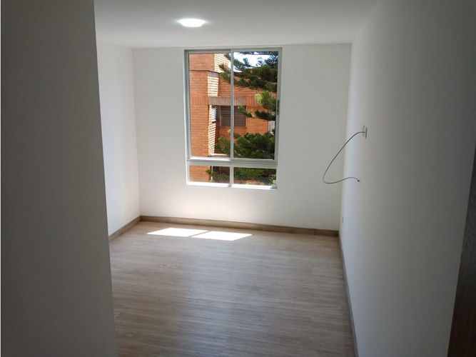 Apartamento de 4 alcobas en venta en Uribe Angel, Envigado, 140 m² · foto 11 de 22