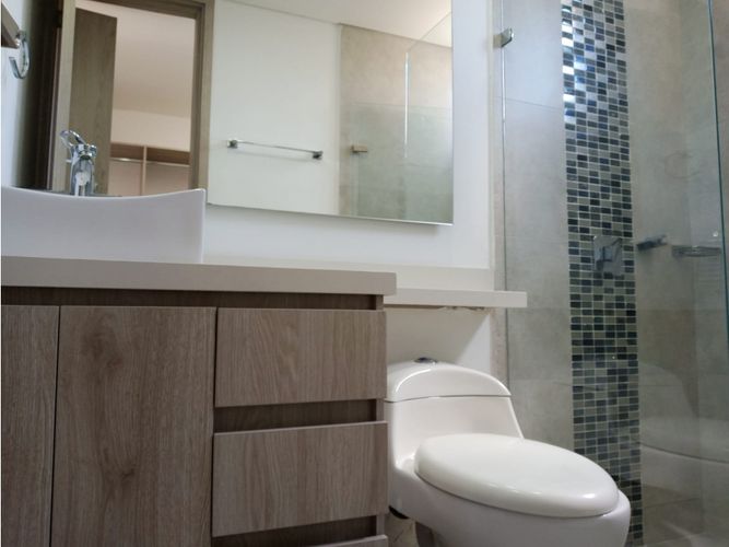 Apartamento de 4 alcobas en venta en Uribe Angel, Envigado, 140 m² · foto 17 de 22