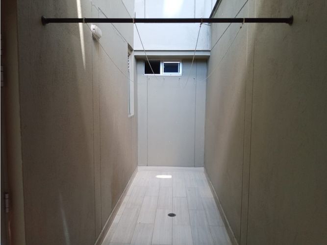 Apartamento de 4 alcobas en venta en Uribe Angel, Envigado, 140 m² · foto 18 de 22