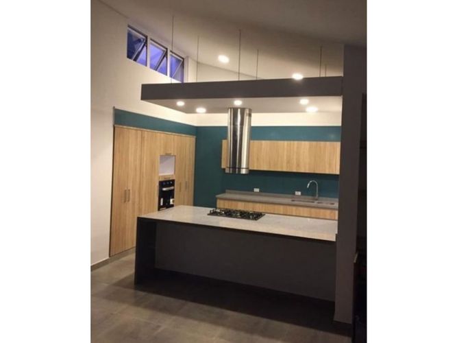 Casa de 4 alcobas en venta en La Morada, Jamundí, 400 m² · foto 5 de 24