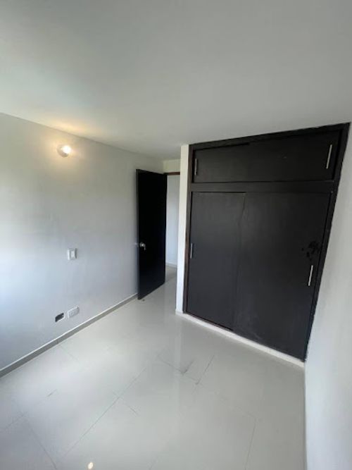 Apartamento de 3 alcobas en arriendo en Loma De Los Bernal, Medellín, 80 m² · foto 15 de 19