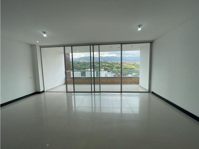 Apartamento de 3 alcobas en venta en Santa Rita, Cali, 151 m² · foto 13 de 19