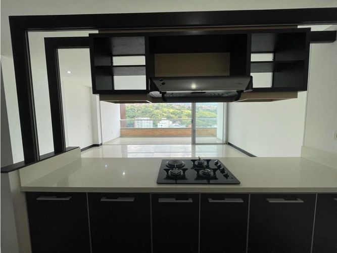 Apartamento de 3 alcobas en venta en Santa Rita, Cali, 151 m² · foto 16 de 19